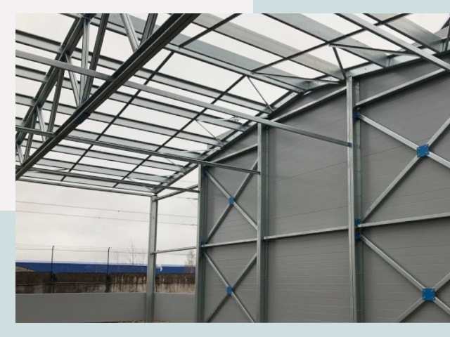 Каркасные ангары от СтальСтрой-Кис по цене от 617 руб.