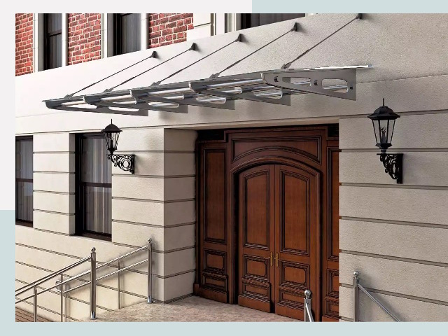 Металлические козырьки от 617 руб. в Киселевске