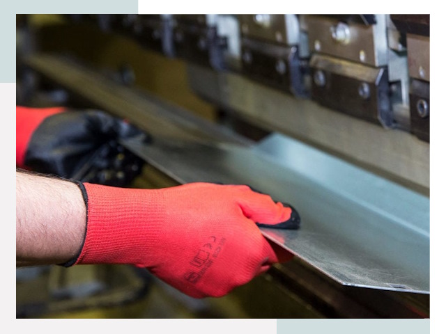 Гибка металла в Киселёвск от 617 руб. - Надёжно и быстро