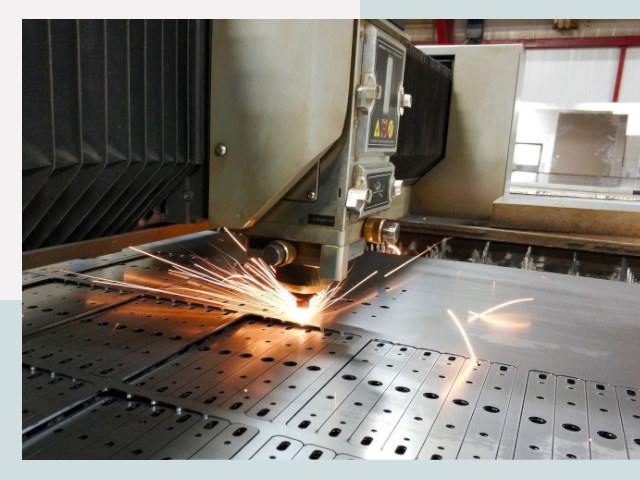 Лазерная резка металла в Киселевске от 617 руб.